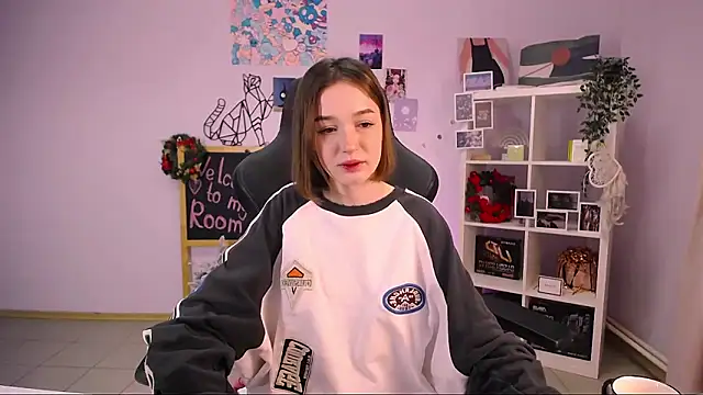 MiniSofy online show from 01/20/25, 12:07