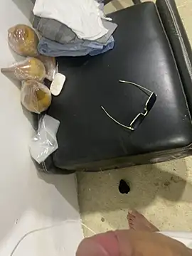 Snapshot of elflalope chatting on 02/24/25, 07:22 elflalope online show from 02/24/25, 07:22