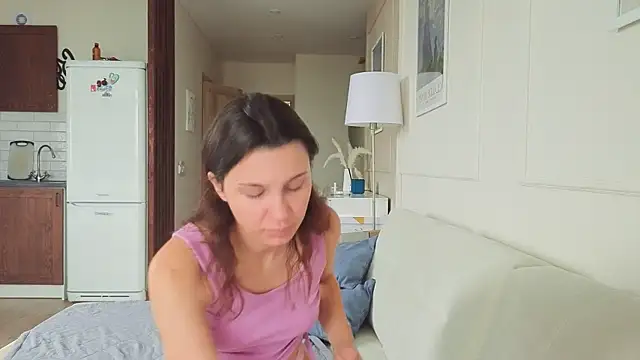 KristineEsme online show from 09/25/25, 04:38