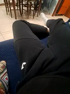 Snapshot of twooloverss chatting on 12/14/25, 08:02 twooloverss online show from 12/14/25, 08:02