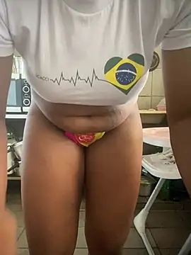 Mariaapimentinha online show from 06/18/26, 01:15