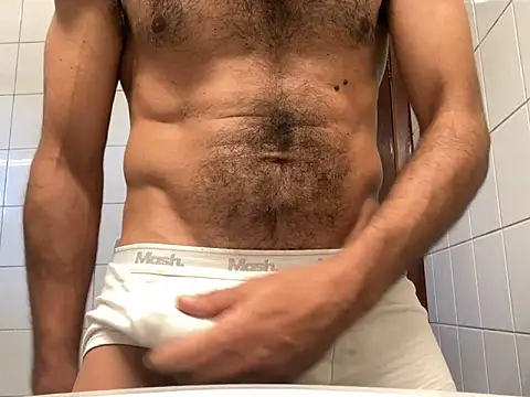 JoaoLenhador online show from 02/21/25, 03:21