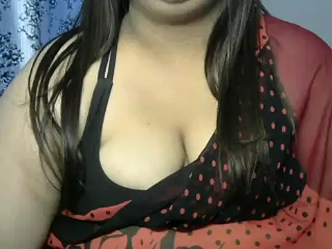 Snapshot of Jenny_lovee chatting on 01/06/25, 12:35 Jenny lovee online show from 01/06/25, 12:35