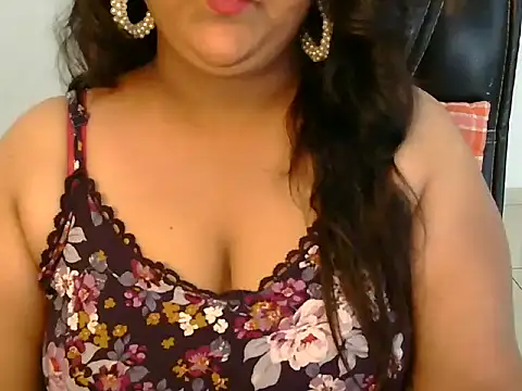 Snapshot of Jenny_lovee chatting on 06/01/26, 11:23 Jenny lovee online show from 06/01/26, 11:23