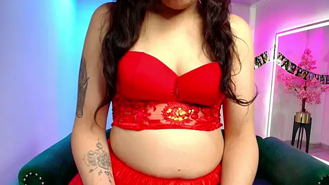 Snapshot of Arianna_sweeet chatting on 10/31/25, 03:35 Arianna sweeet online show from 10/31/25, 03:35