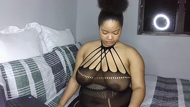 sexytinashe21 online show from 09/14/25, 07:57