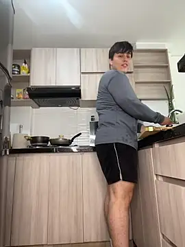 Snapshot of Thom_Ohtani chatting on 11/02/25, 08:00 Thom Ohtani online show from 11/02/25, 08:00