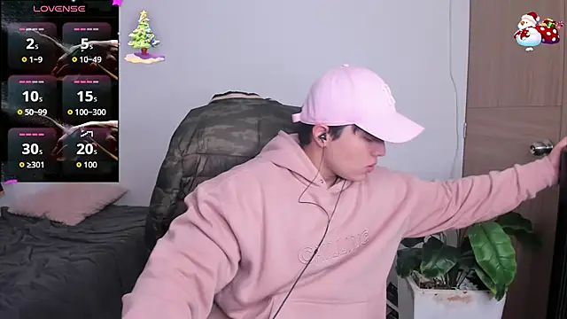 Snapshot of Thom_Ohtani chatting on 11/17/25, 11:21 Thom Ohtani online show from 11/17/25, 11:21