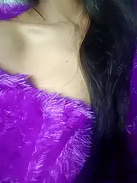 Snapshot of sexysia77 chatting on 01/08/25, 10:58 sexysia77 online show from 01/08/25, 10:58