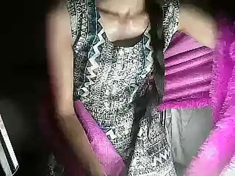 Snapshot of sexysia77 chatting on 01/22/25, 07:46 sexysia77 online show from 01/22/25, 07:46