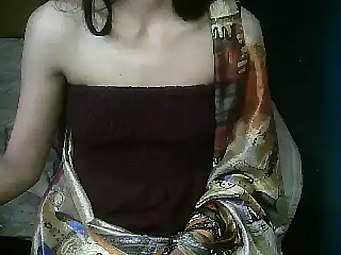 Snapshot of sexysia77 chatting on 01/31/25, 03:44 sexysia77 online show from 01/31/25, 03:44