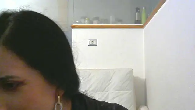 amabel zambrano online show from 01/27/25, 08:40
