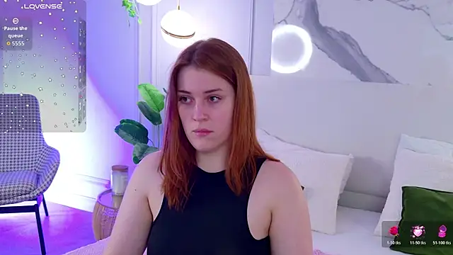 EllieGarson online show from 06/20/26, 06:11