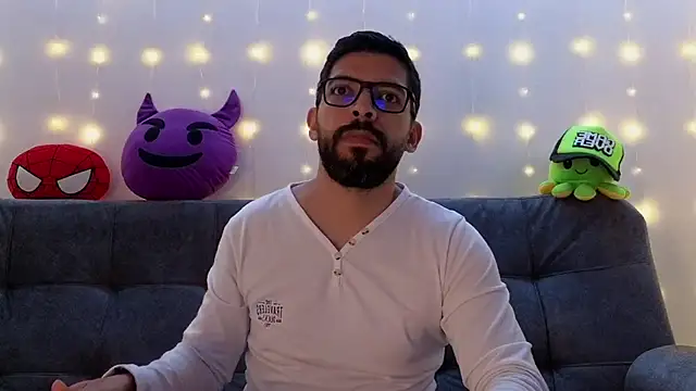 Snapshot of ErickBrant chatting on 03/04/25, 08:49 ErickBrant online show from 03/04/25, 08:49