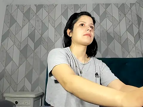 Hinataliones26 online show from 01/13/25, 10:47