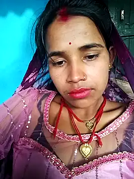 Snapshot of Amaya_Bajwa chatting on 01/22/25, 11:23 Amaya Bajwa online show from 01/22/25, 11:23