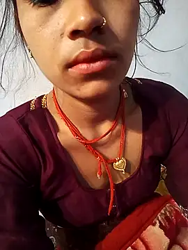 Snapshot of Amaya_Bajwa chatting on 01/28/25, 10:34 Amaya Bajwa online show from 01/28/25, 10:34