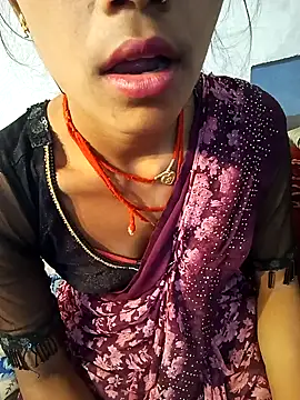 Snapshot of Amaya_Bajwa chatting on 02/04/25, 11:05 Amaya Bajwa online show from 02/04/25, 11:05
