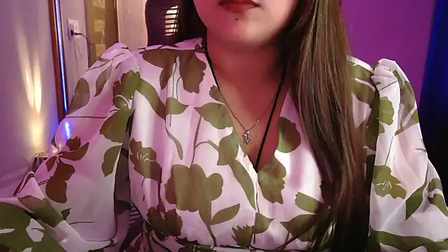 Snapshot of Mitikaa chatting on 02/11/26, 01:49 Mitikaa online show from 02/11/26, 01:49