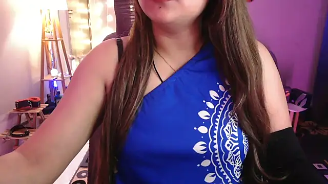 Snapshot of Mitikaa chatting on 03/11/26, 02:56 Mitikaa online show from 03/11/26, 02:56