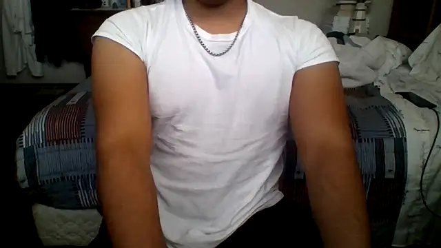 Snapshot of pitorico_bb chatting on 11/03/25, 08:21 pitorico bb online show from 11/03/25, 08:21