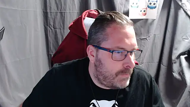 Snapshot of Streamlove77 chatting on 01/07/25, 04:16 Streamlove77 online show from 01/07/25, 04:16