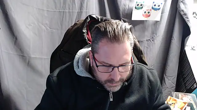 Snapshot of Streamlove77 chatting on 01/11/25, 02:25 Streamlove77 online show from 01/11/25, 02:25