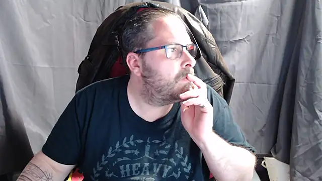 Snapshot of Streamlove77 chatting on 01/20/25, 03:28 Streamlove77 online show from 01/20/25, 03:28