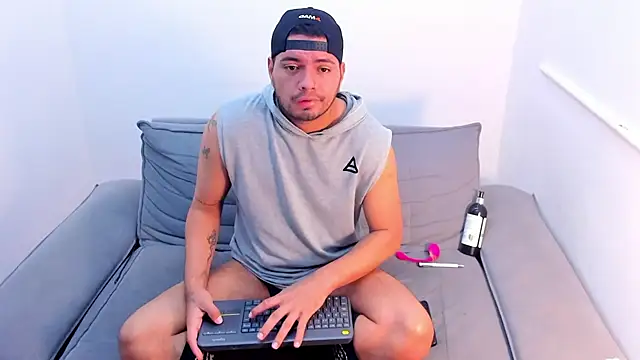 EnriquevillaF online show from 02/01/25, 01:30