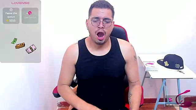 EnriquevillaF online show from 02/06/25, 02:04