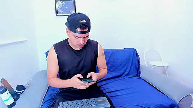 EnriquevillaF online show from 02/12/25, 12:12