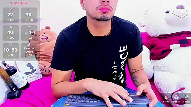 EnriquevillaF online show from 03/17/25, 12:25