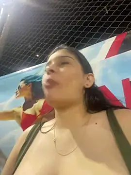 Snapshot of MilaRux chatting on 10/30/25, 01:40 MilaRux online show from 10/30/25, 01:40