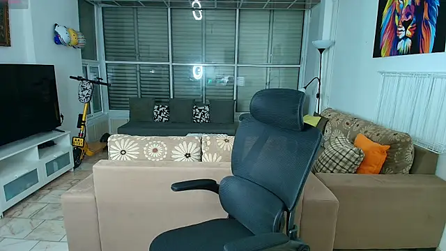 Snapshot of todddantes25 chatting on 11/28/25, 07:38 todddantes25 online show from 11/28/25, 07:38