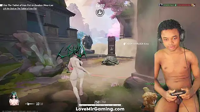 Snapshot of lovemirgaming chatting on 11/08/25, 03:12 lovemirgaming online show from 11/08/25, 03:12