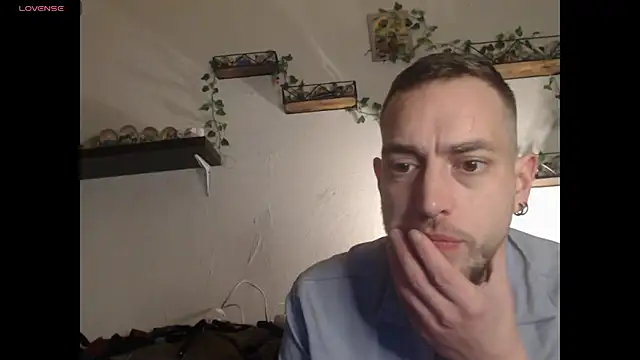 wawarruis online show from 03/01/25, 09:04