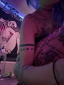 trashbrat online show from 10/18/25, 06:16