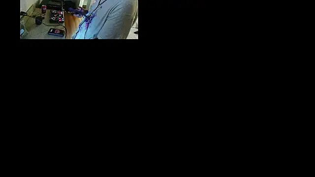 Snapshot of justthetip4209 chatting on 03/04/25, 03:26 justthetip4209 online show from 03/04/25, 03:26