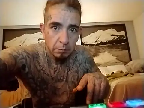 Snapshot of justthetip4209 chatting on 03/11/25, 01:34 justthetip4209 online show from 03/11/25, 01:34