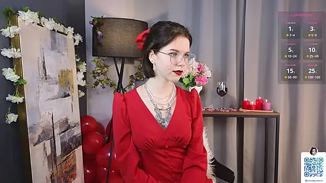 Snapshot of OdiliaHartnell chatting on 02/14/25, 04:52 OdiliaHartnell online show from 02/14/25, 04:52