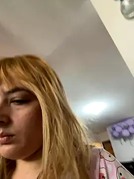 Snapshot of Blue_Angell chatting on 09/12/25, 07:14 Blue Angell online show from 09/12/25, 07:14