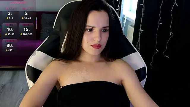 Snapshot of Harleen_Moore chatting on 07/20/26, 05:22 Harleen Moore online show from 07/20/26, 05:22