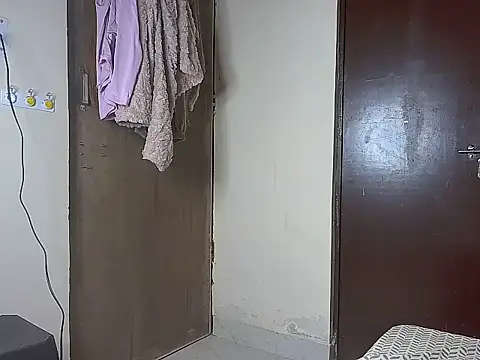 karishma kappur online show from 01/31/25, 06:36