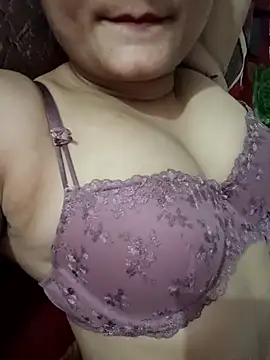 karishma kappur online show from 03/15/25, 09:52