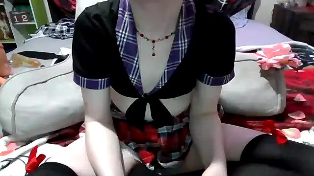 AverageRose online show from 02/12/25, 12:01