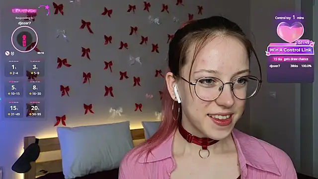 Snapshot of MaryBliss chatting on 03/09/25, 05:11 MaryBliss online show from 03/09/25, 05:11