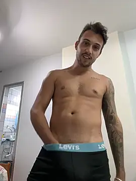 Snapshot of carvalhofelipe chatting on 01/23/25, 10:22 carvalhofelipe online show from 01/23/25, 10:22