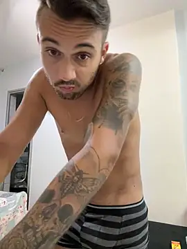 Snapshot of carvalhofelipe chatting on 01/28/25, 11:17 carvalhofelipe online show from 01/28/25, 11:17