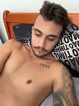 Snapshot of carvalhofelipe chatting on 02/27/25, 01:07 carvalhofelipe online show from 02/27/25, 01:07