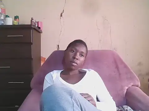 Hotdaily04 online show from 06/08/26, 07:09
